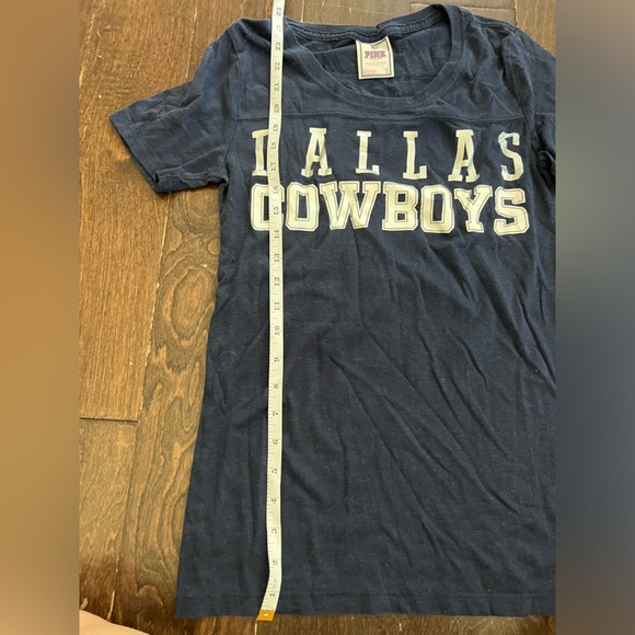 Women’s small Victoria’s Secret Pink NFL Dallas Cowboys shirt - Picture 5 of 6